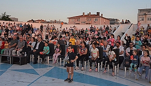 GELENEKSEL ÇOCUK OYUNLARI VE EĞLENCESİNE YOĞUN KATILIM