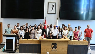 BAŞKAN GÖKHAN ALMANYA VE FRANSA'DAN GELEN GENÇLER İLE BULUŞTU