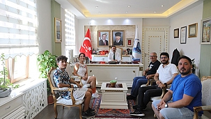 ÇANAKKALE BİSİKLET PLATFORMU GÖNÜLLÜLERİNDEN VALİ AKTAŞ'A ZİYARET