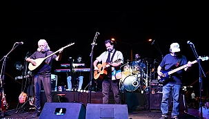 GÜZELYALI KARANTİNA FESTİVALİ GERÇEKLEŞTİ