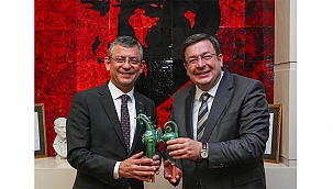 ERKEK'TEN ÖZEL'E ZİYARET