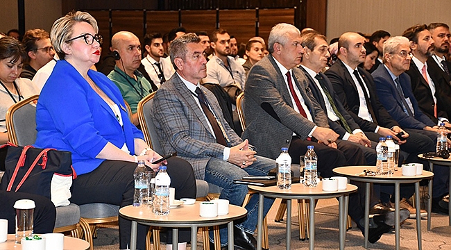 ''YENİLENEBİLİR GENÇLİK ENERJİSİ BÖLGESEL KONFERANSI'' GERÇEKLEŞTİRİLDİ