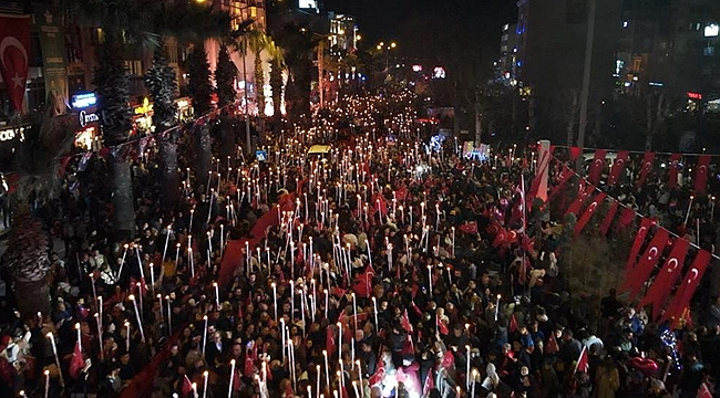 ÇANAKKALE ZAFERİNİN 109. YILINDA FENER ALAYI COŞKUSU