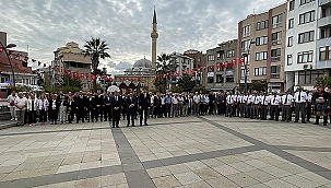 BİGA'NIN KURTULUŞU'NUN 102.YIL DÖNÜMÜ TÖREN İLE KUTLANDI