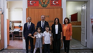 VALİ TORAMAN, İSTİKLAL İLKOKULU'NU ZİYARET ETTİ