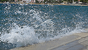 METEOROLOJİ'DEN KUVVETLİ RÜZGAR UYARISI!