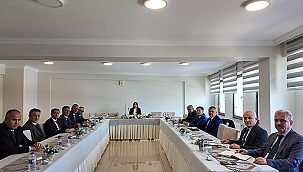 İLÇE MİLLÎ EĞİTİM MÜDÜRLERİ TOPLANTISI YAPILDI