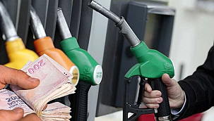 BENZİNE İNDİRİM, MOTORİNE ZAM!