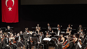 VALİ ÖMER TORAMAN, GENÇLİK SENFONİ ORKESTRASI KONSERİNE KATILDI