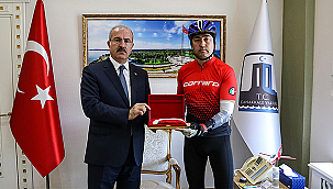 19 MAYIS RUHU İÇİN PEDAL ÇEVİRİYOR