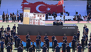 BİGA'DA 19 MAYIS COŞKUYLA KUTLANDI