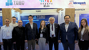 ÇOMÜ, GITEX EUROPE 2025'TE TÜRKİYE'Yİ BAŞARIYLA TEMSİL ETTİ