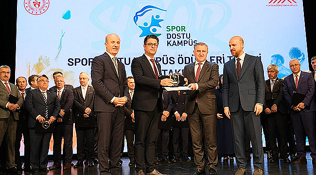 ÇOMÜ'YE "SPOR DOSTU KAMPÜS" ÖDÜLÜ: TÜRKİYE GENELİNDE İLK 3'TE!