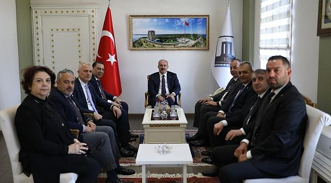 ÇTSO YÖNETİMİNDEN VALİ TORAMAN'A ZİYARET