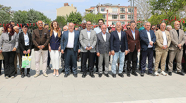 ENGELLİLER HAFTASI KAPSAMINDA ÇELENK SUNMA TÖRENİ GERÇEKLEŞTİRİLDİ