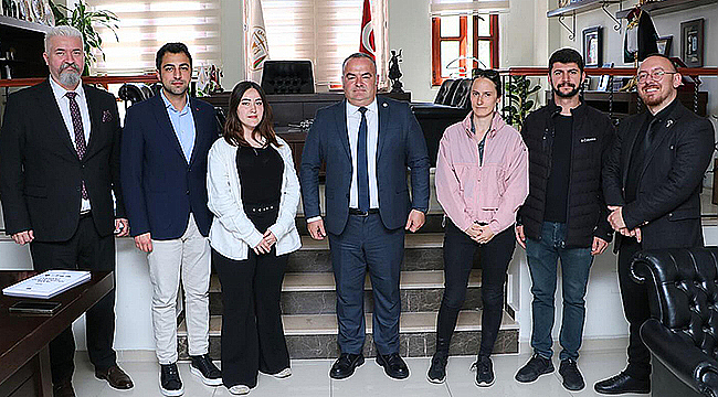 GENÇLİK ÇALIŞTAYI KOMİTESİ'NDEN ÇANAKKALE BAROSU'NA ZİYARET