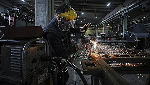 SANAYİ ÜRETİMİ YILLIK %2,5 ARTTI