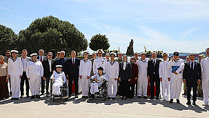 TEMSİLİ ASKERLİK TÖRENİ DUYGU DOLU ANLARA SAHNE OLDU