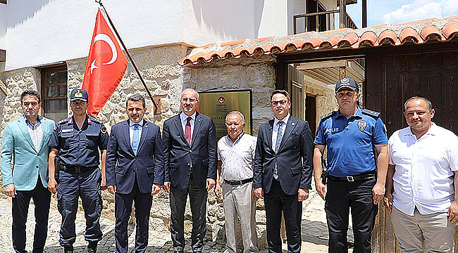 VALİ TORAMAN ATATÜRK EVİ VE MÜZESİ'Nİ ZİYARET ETTİ