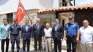  VALİ TORAMAN ATATÜRK EVİ VE MÜZESİ'Nİ ZİYARET ETTİ