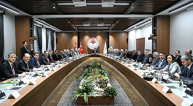 VALİ TORAMAN, ORMAN YANGINLARI HAZIRLIK TOPLANTISINA KATILDI