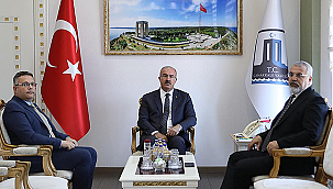 ALEVİ-BEKTAŞİ KÜLTÜR VE CEMEVİ BAŞKANI'NDAN VALİ TORAMAN'A ZİYARET