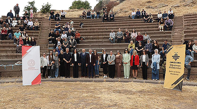 ASOS'TA ÖĞRETMEN AKADEMİLERİ BULUŞTU