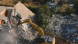 ÇANAKKALE İL ÖZEL İDARESİ, KAÇAK YAPILAŞMAYA KARŞI KARARLI MÜCADELESİNİ SÜRDÜRÜYOR