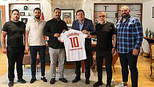 ÇANAKKALESPOR YÖNETİCİLERİNDEN BAŞKAN ERKEK'E ZİYARET