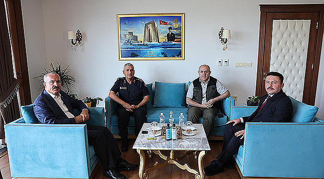 ÇANAKKALE VALİSİNDEN LAPSEKİ KAYMAKAMLIĞINA ZİYARET