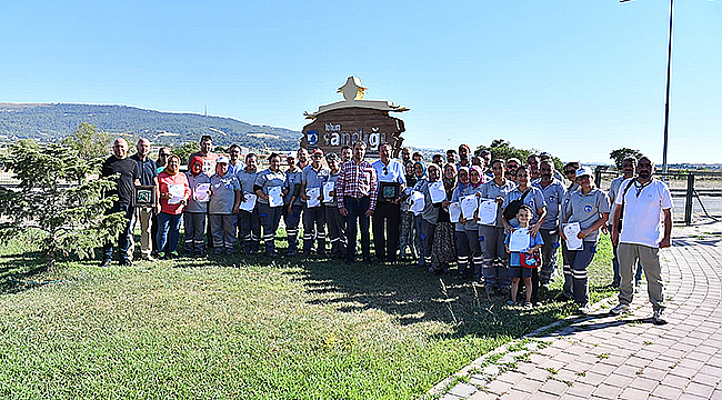 PARK VE BAHÇELER MÜDÜRLÜĞÜ PERSONELİ SERTİFİKALARINI ALDI