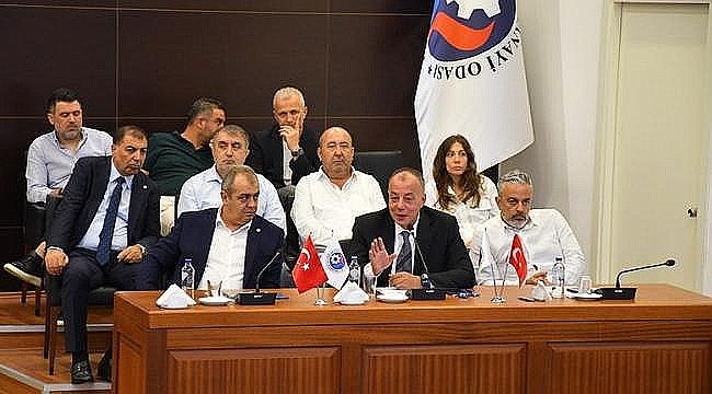 "ÇANAKKALE'Yİ BİR TÜRLÜ ÇAMDAN VAZGEÇİREMEDİK