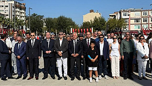  CHP ÇANAKKALE ÇELENK TÖRENİNE KATILDI