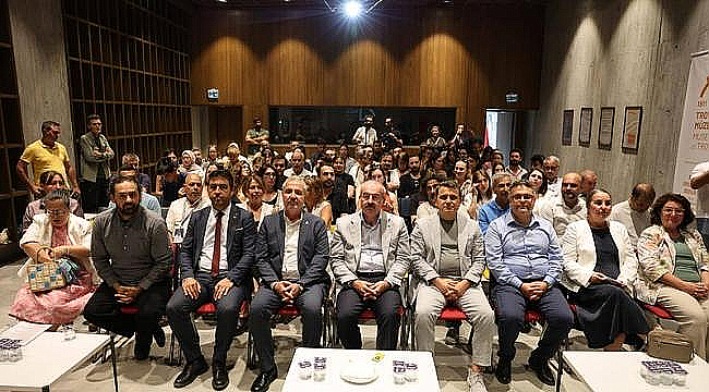 TROYA MÜZESİ'NE ULUSAL MİMARLIK ÖDÜLÜ PLAKETİ