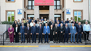 BAKAN YILMAZ TUNÇ'TAN ÇANAKKALE VALİLİĞİ'NE ZİYARET