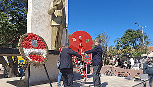 BOZCAADA'DA GAZİLER GÜNÜ ÇELENK TÖRENİ