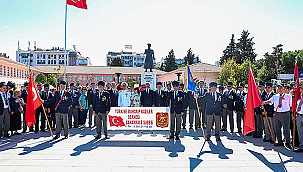 GAZİLER GÜNÜ ÇELENK TÖRENİ YAPILDI