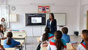 MİNE HAYTA, TURGUT REİS ORTAOKULUNU ZİYARET ETTİ