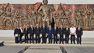  SAĞLIK BAKANI GELİBOLU TARİHİ ALAN'DA ZİYARETLERDE BULUNDU