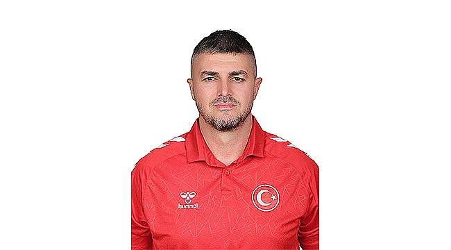 BAYRAK İÇİN, MİLLET İÇİN, ONUR İÇİN ALTINKAYA MİNDERDE!