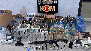 ÇANAKKALE'DE SAHTE İÇKİ VE SİLAH OPERASYONU: 1 GÖZALTI