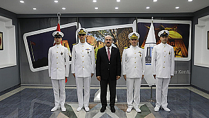 MSÜ DENİZ ASTSUBAY ÖĞRENCİLERİNDEN VALİ TORAMAN'A ZİYARET