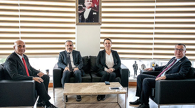 ÇANAKKALE AĞIZ VE DİŞ SAĞLIĞI MERKEZİ YETKİLİLERİNDEN BAŞKAN ARSLAN'A ZİYARET