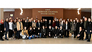 GÜZEL SANATLAR FAKÜLTESİ'NDE "ATA'YA SAYGI ÖĞRENCİ SERGİSİ" DÜZENLENDİ