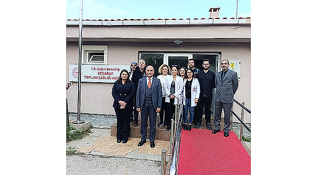 İL SAĞLIK MÜDÜRÜ DR. HAKAN GÖRGÜLÜ'DEN ECEABAT TOPLUM SAĞLIĞI MERKEZİNE ZİYARET