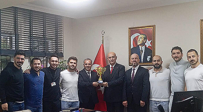 KUPA İL SAĞLIK MÜDÜRÜ'NE TAKDİM EDİLDİ