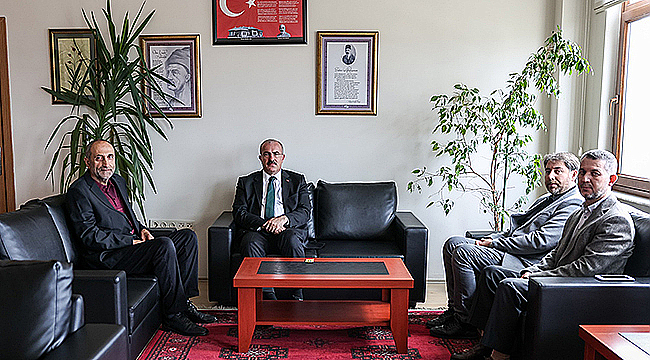  VALİ TORAMAN ÇOMÜ İLAHİYAT FAKÜLTESİ'Nİ ZİYARET ETTİ