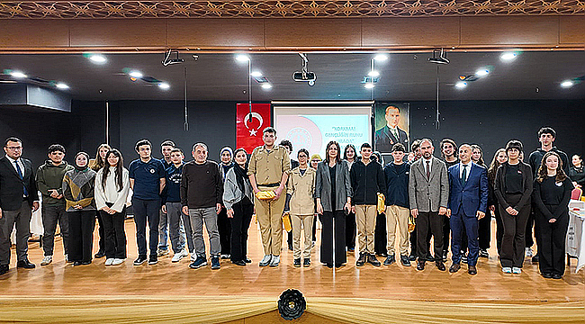 "KORKMA! GENÇLİĞİN RUHU BURADA" BİLGİ YARIŞMASI İL FİNALİ YAPILDI