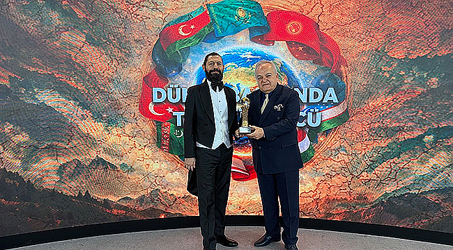 AKİF MANAF'A "TÜRK DÜNYASI BARIŞ ÖDÜLÜ" VERİLDİ