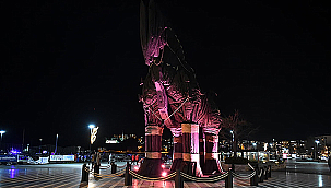 DÜNYA OTİZM FARKINDALIK GÜNÜ İÇİN KIRMIZI IŞIK